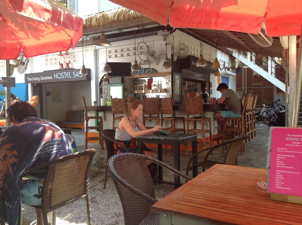The Living Quarters Hostel 543 Siem Reap Bagian luar foto