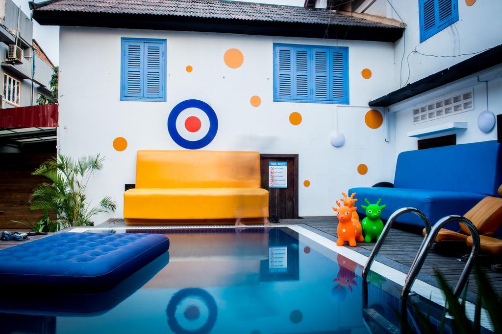 The Living Quarters Hostel 543 Siem Reap Bagian luar foto