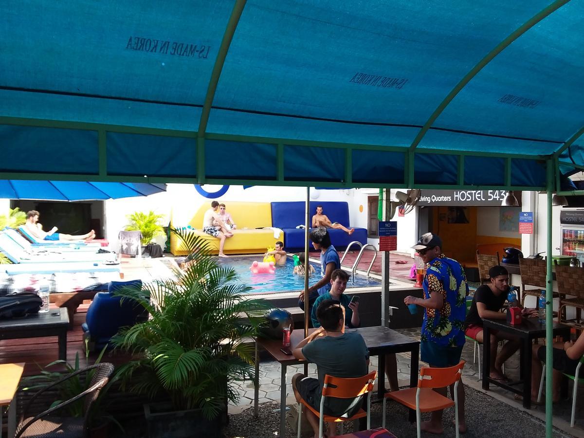 The Living Quarters Hostel 543 Siem Reap Bagian luar foto